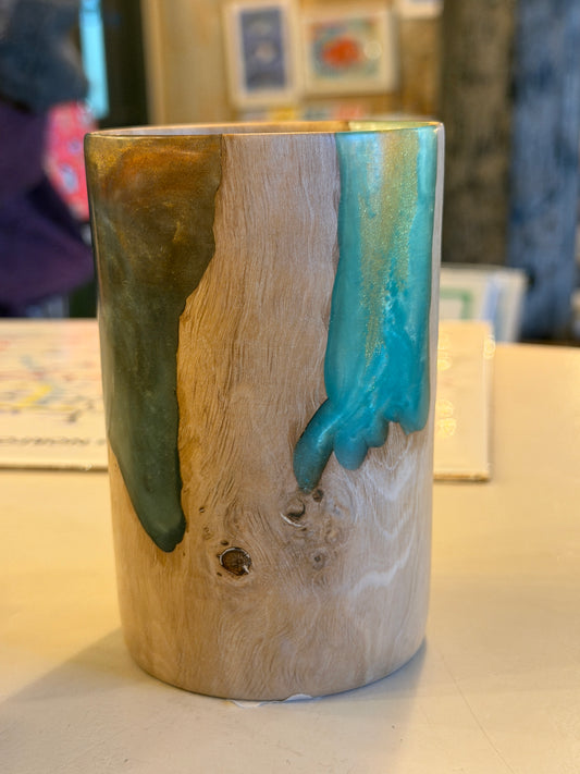 Burr Oak Wood & Mixed Colour Resin Vase
