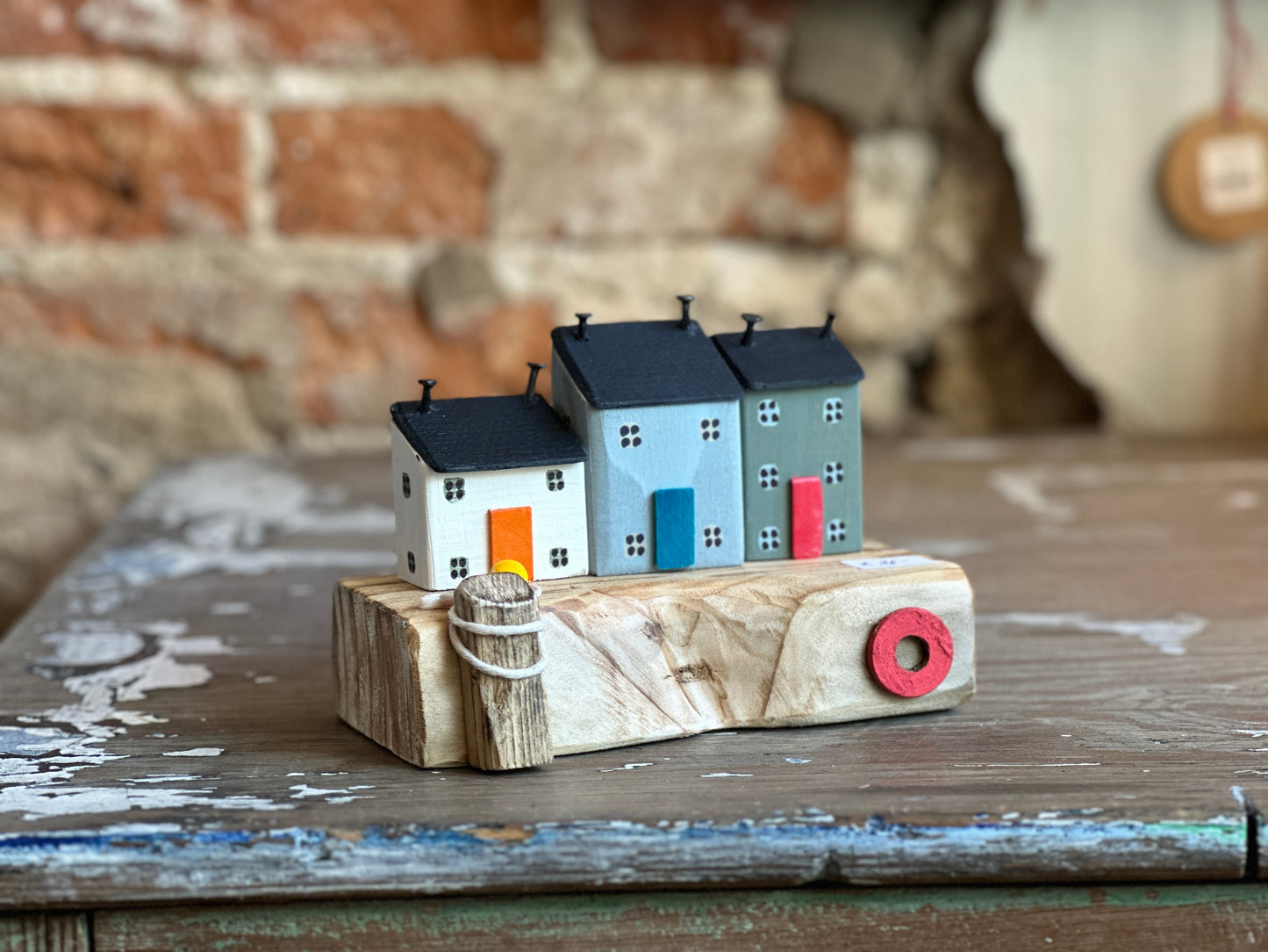 Driftwood Quayside houses - 19x10x9cm