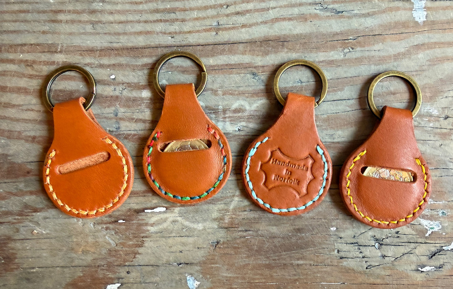 Handmade Leather £1 coin/trolley token holder keyring