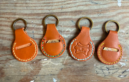 Handmade Leather £1 coin holder keyring