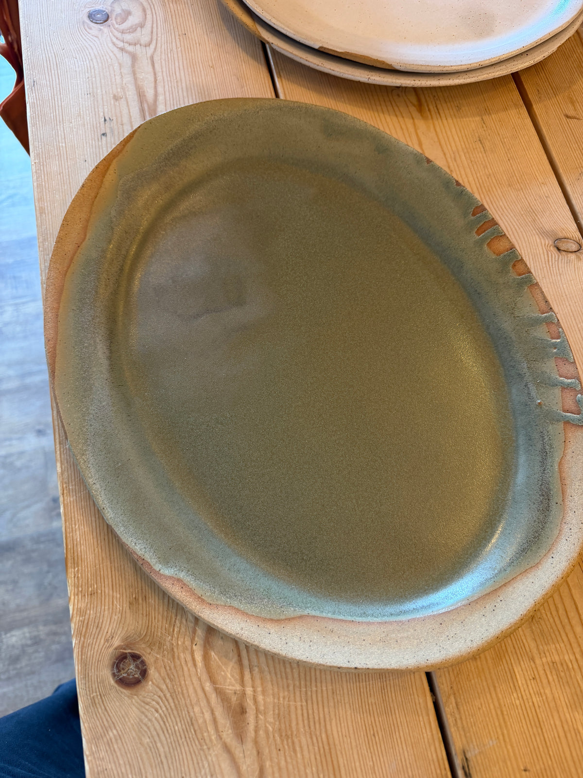 Serving platter