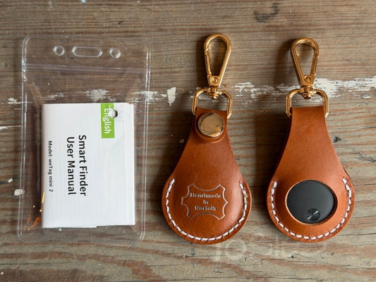 Handmade leather smart tag holder with smart tag