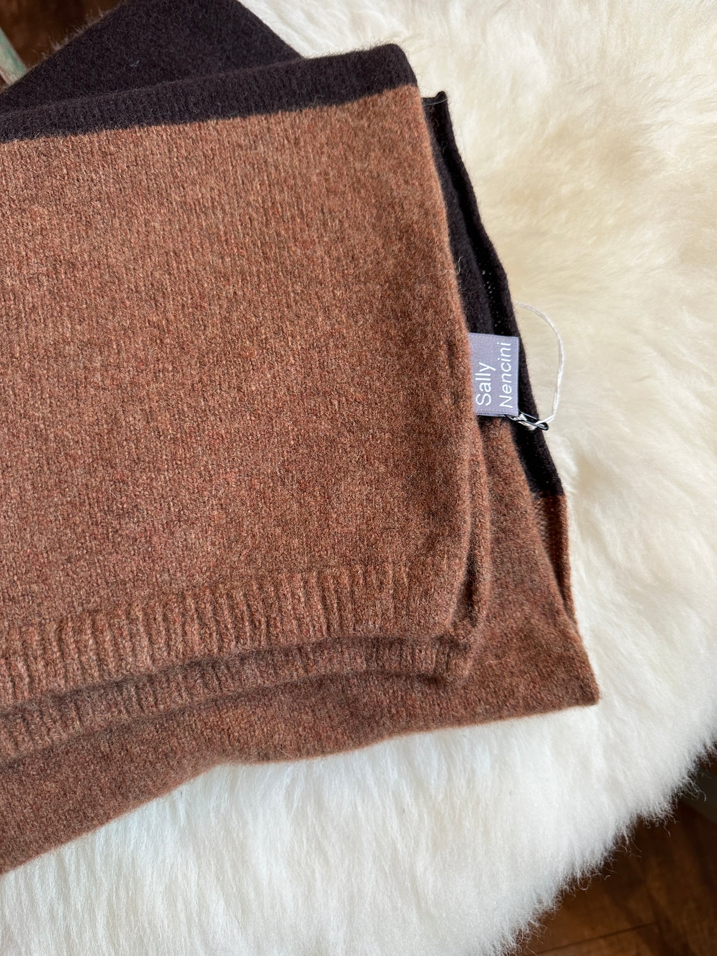 Lambswool blanket scarf