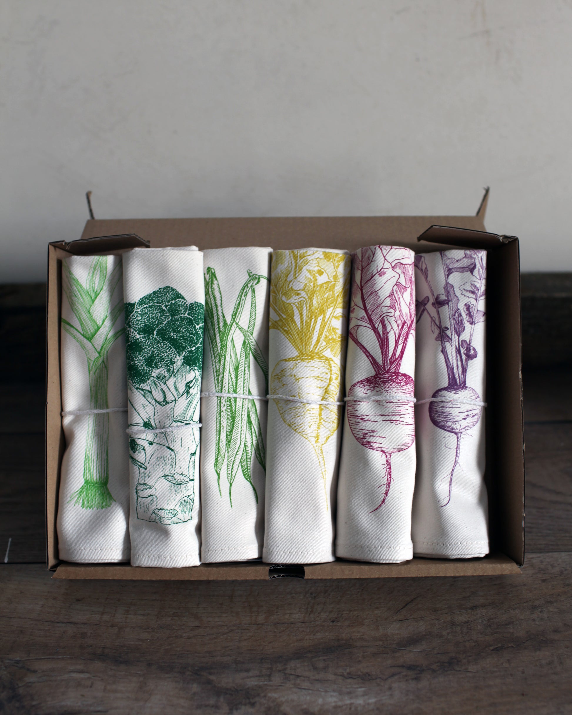 lottie day set of 6 napkins garden veg kitchenware homeware gardening cotton screen printed design
