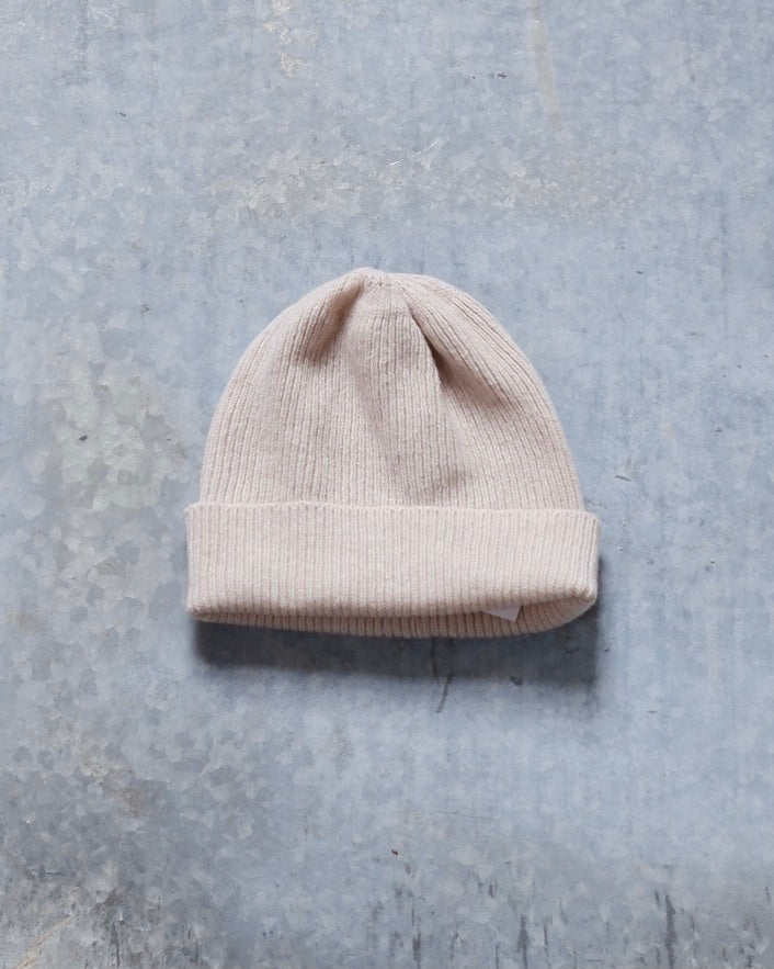 sally nencini textiles knit lambswool rib beanie hat homeware clothing