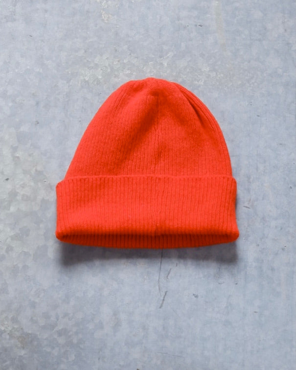 sally nencini textiles knit lambswool rib beanie hat homeware clothing